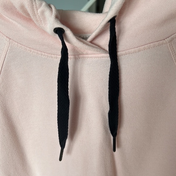Calvin Klein Sweatshirt - Picture 2 of 7